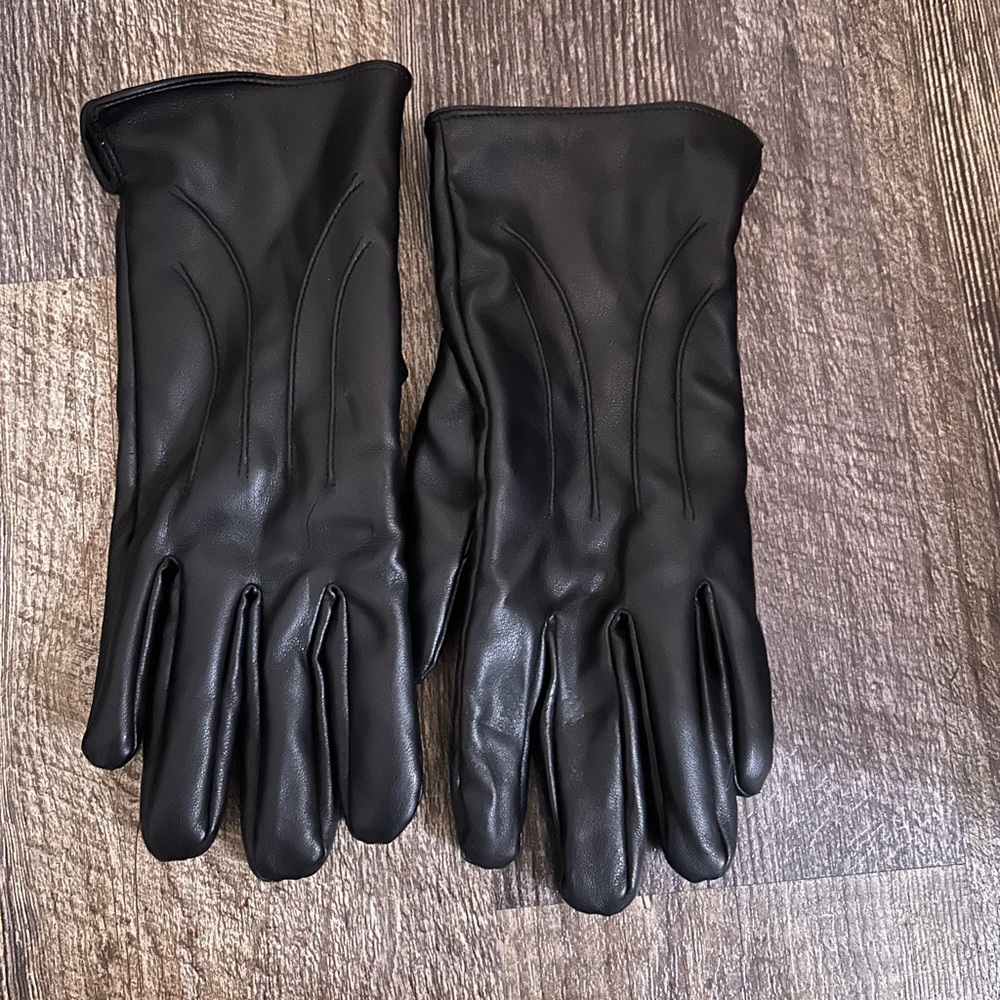 leather black gloves